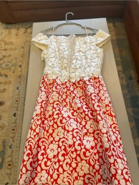 White Lace & Red Floral Women’s Off-Shoulder Dress. Designer Scaasi.